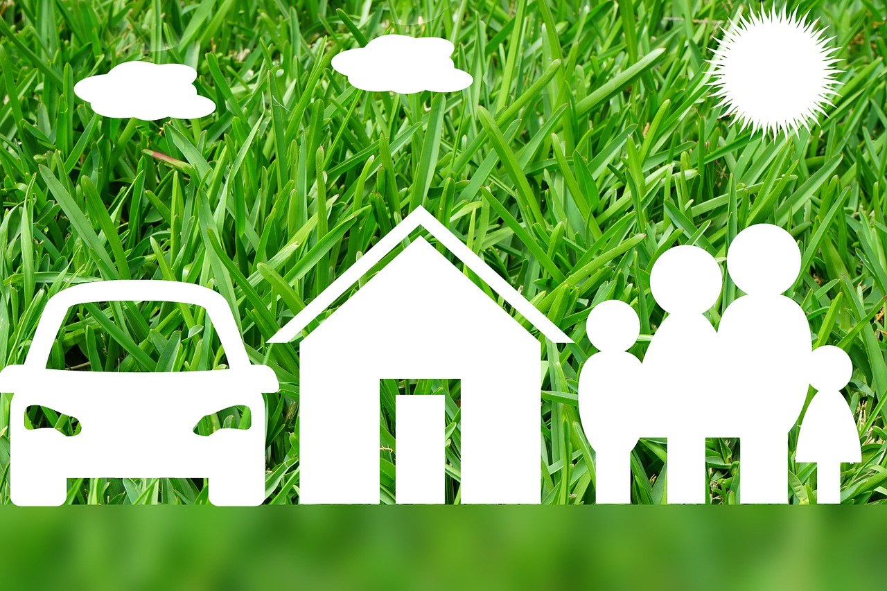 Comment devenir juriste en assurance ?