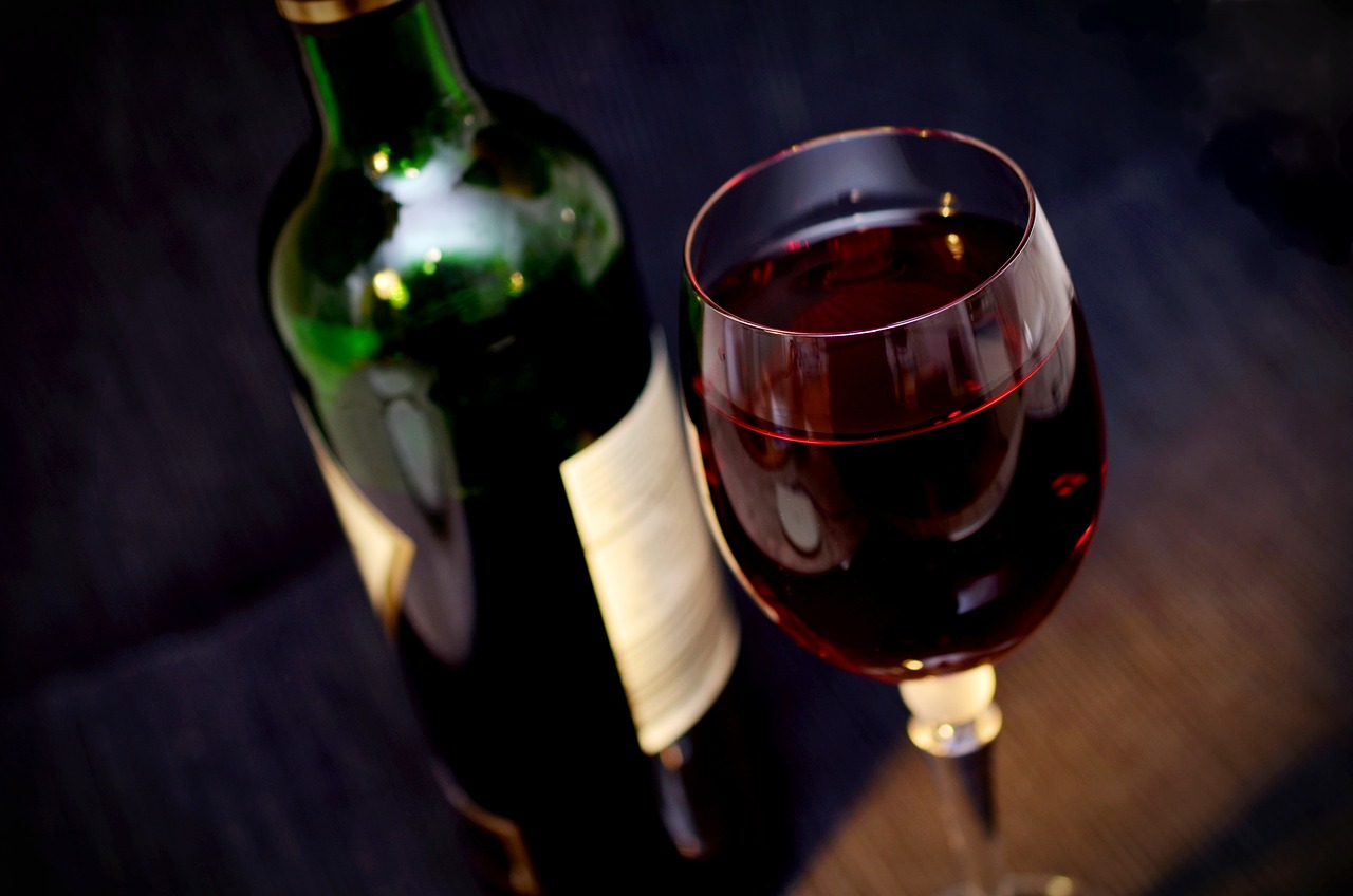 Investir dans le vin : les lois sur la qualité et l'authenticité des produits