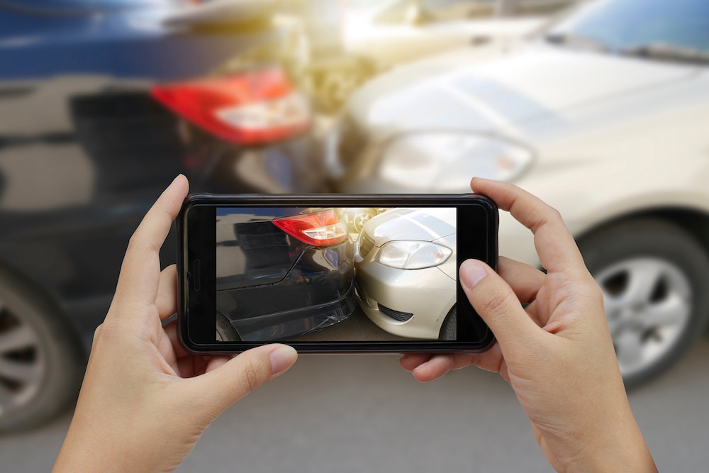Litige assurance auto : contestation de la mise en jeu de la garantie responsabilité civile en cas d'accident causé par un véhicule sans conducteur