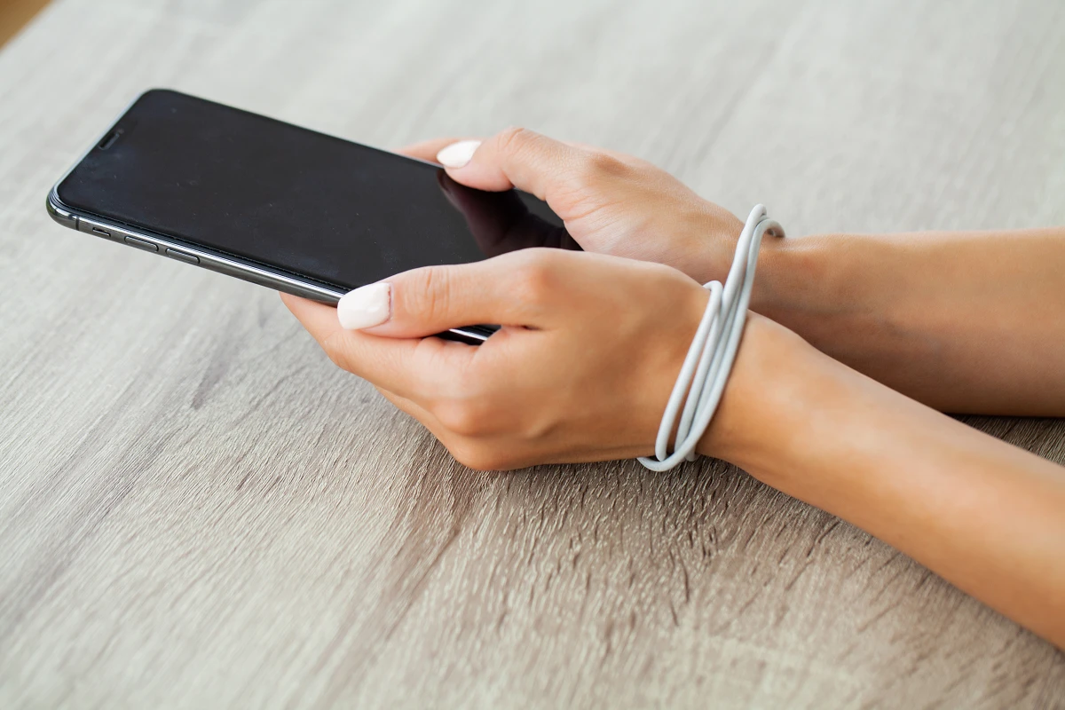 Le Cadre légal de la voyance par téléphone : ce que vous devez savoir