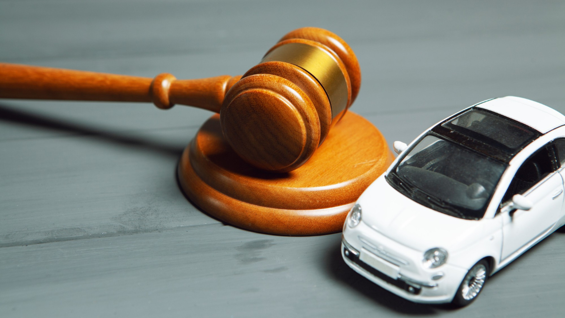 Le rôle crucial de l’avocat dans la protection des victimes d’accidents routiers graves